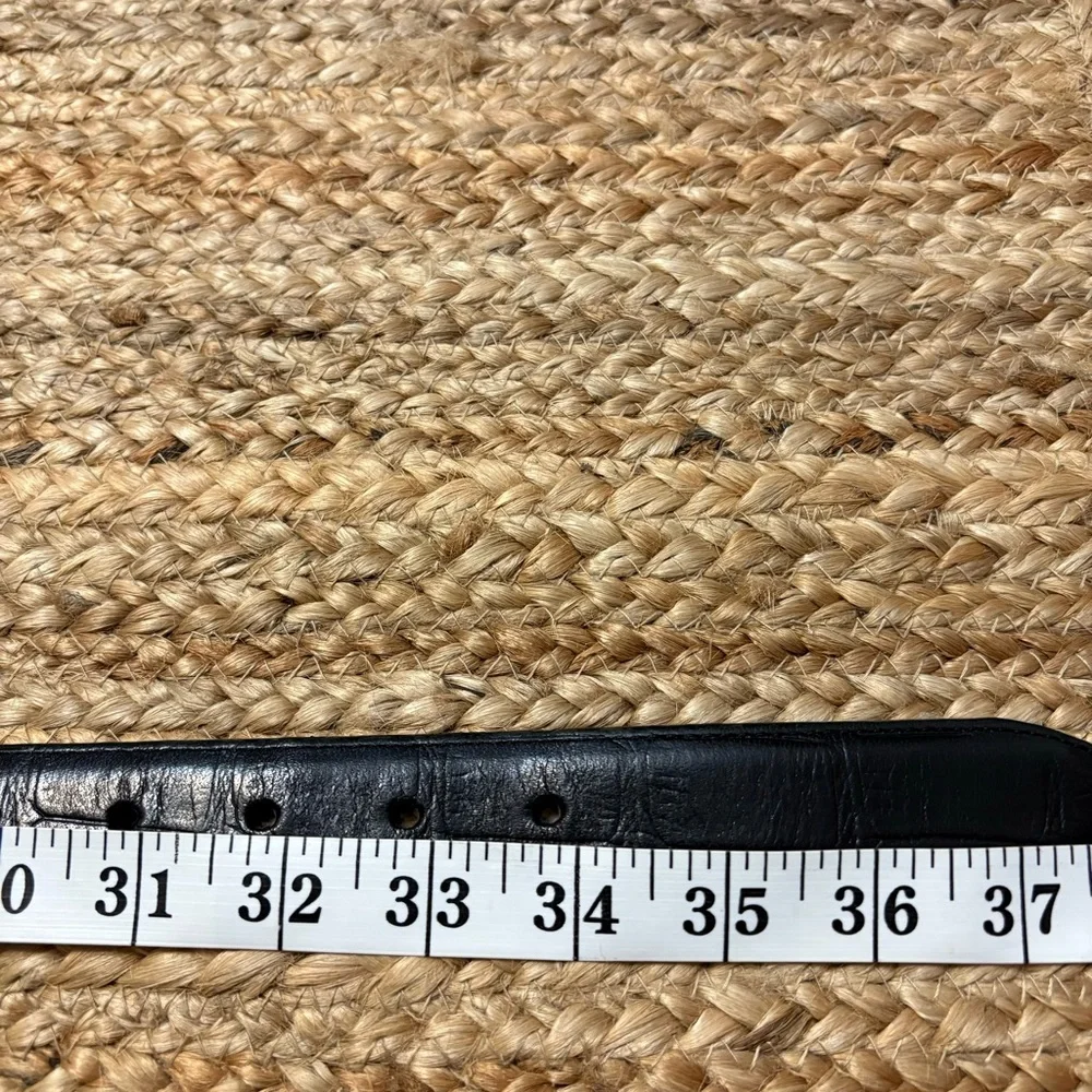 Brighton Women’s Black Embossed Belt Size ML /32 Excellent Used Condition!